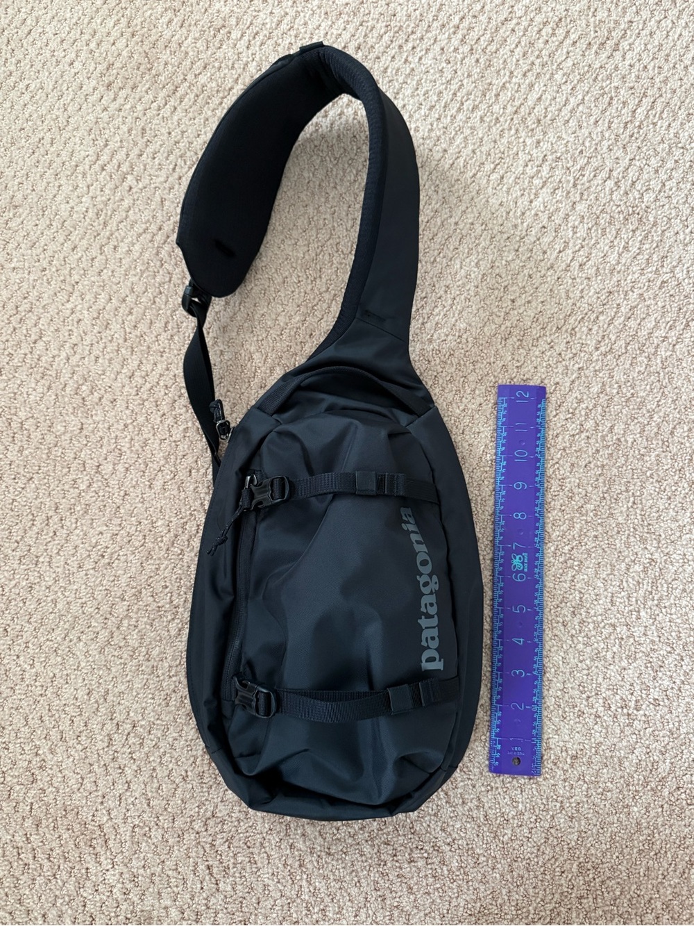 Patagonia Black Atom Sling Bag - Picture 7 of 7